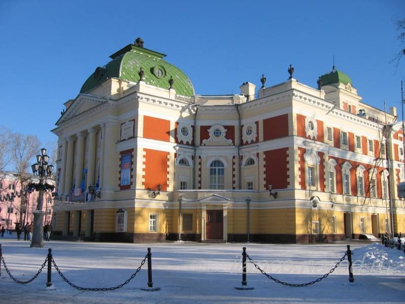 Здание Иркутского драматического театра. Фото: Егоровой Марины